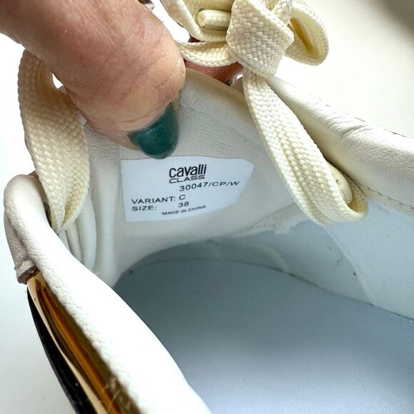 NWT Roberto Cavalli “Cavalli Class” logo hardware white low top sneaker  Size 38 - Picture 15 of 16